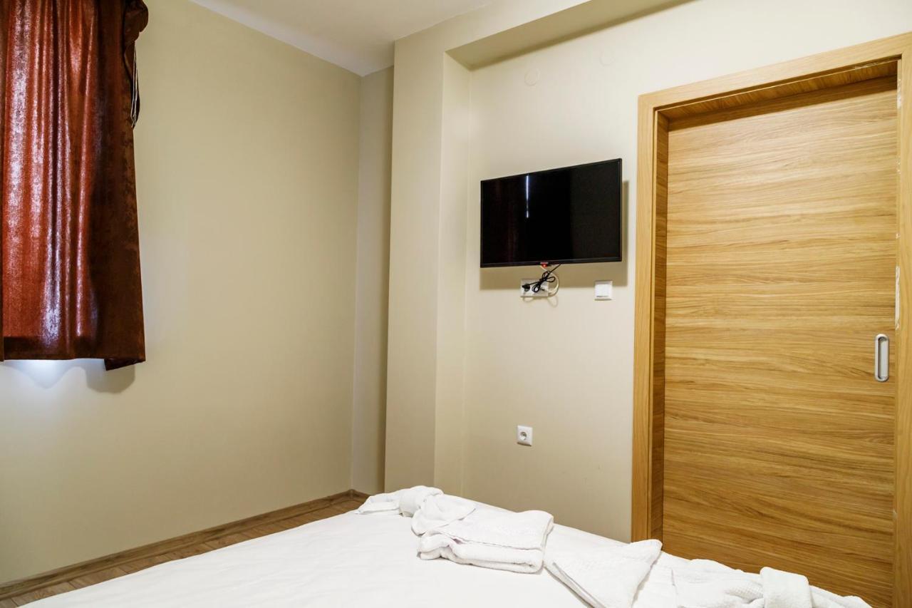 Family Hotel - City Hotel Yambol Exterior foto