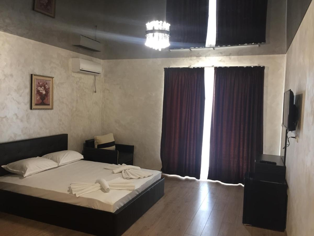 Family Hotel - City Hotel Yambol Exterior foto